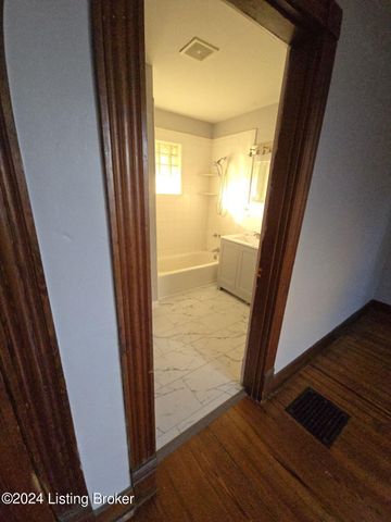 251 Delmont Ave, Louisville, KY 40206