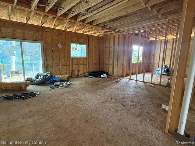 51350 7 Mile Road, Northville, MI 48167