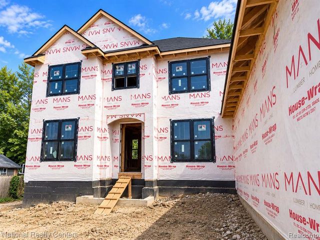 51350 7 Mile Road, Northville, MI 48167