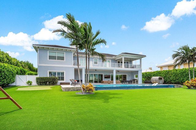 2100 Notre Dame Drive, Lake Worth Beach, FL 33460