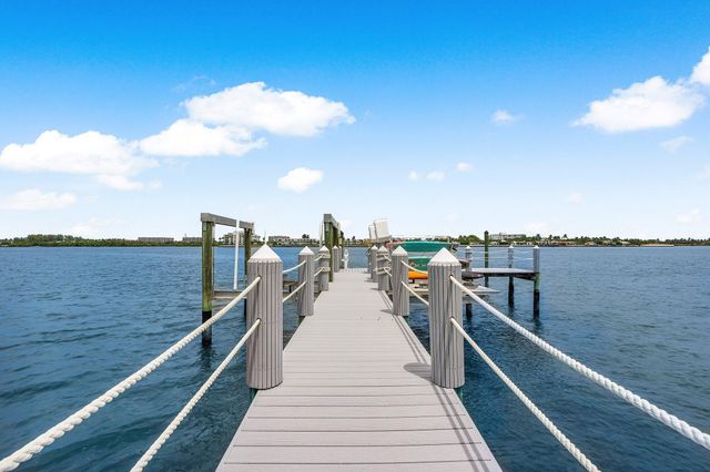 2100 Notre Dame Drive, Lake Worth Beach, FL 33460