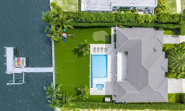 2100 Notre Dame Drive, Lake Worth Beach, FL 33460