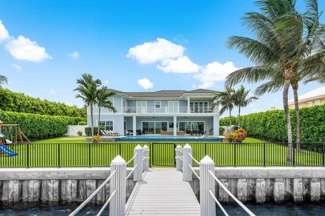 2100 Notre Dame Drive, Lake Worth Beach, FL 33460