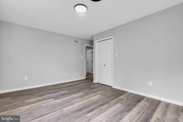 231 S HOOK RD, Pennsville, NJ 08070