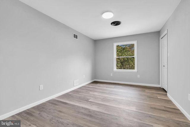 231 S HOOK RD, Pennsville, NJ 08070