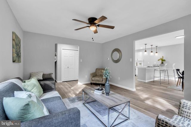 231 S HOOK RD, Pennsville, NJ 08070