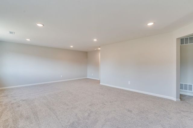 1627 N Wildflower Ct, Andover, KS 67002