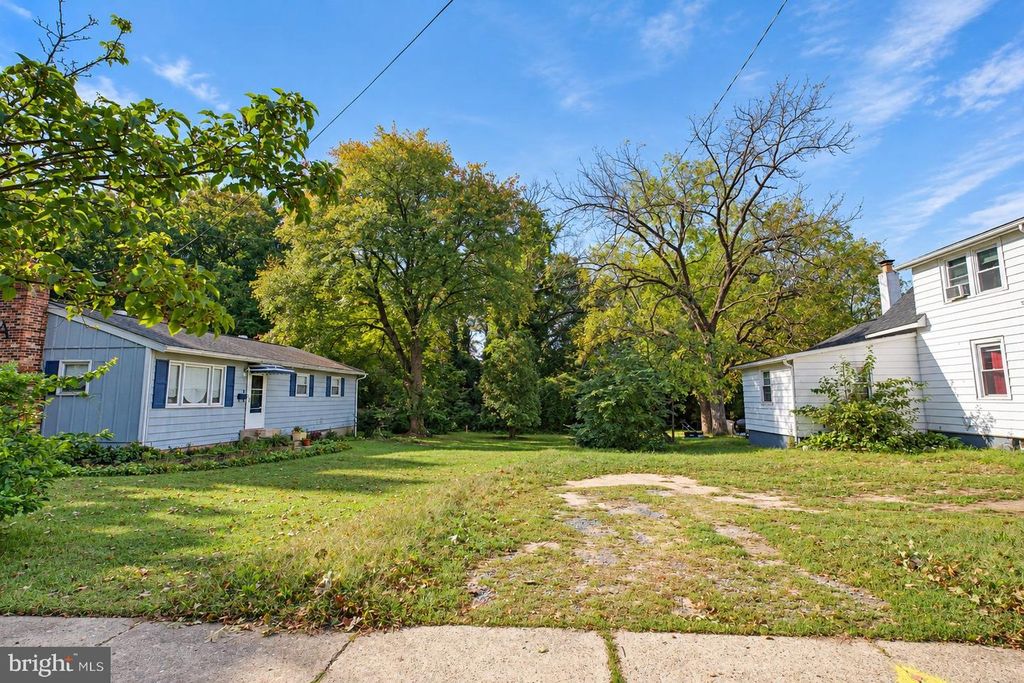 435 DEPTFORD AVE, WOODBURY, NJ 08096 — photo 2