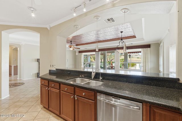 62562 E Amberwood Drive, Tucson, AZ 85739