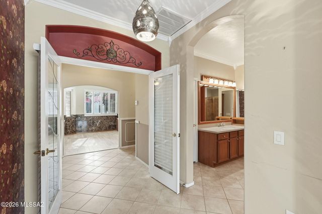 62562 E Amberwood Drive, Tucson, AZ 85739