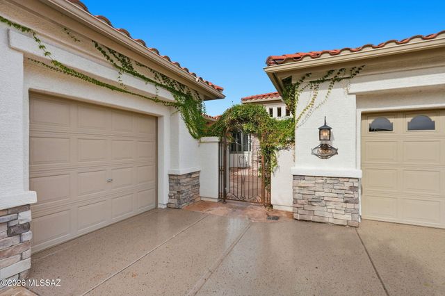 62562 E Amberwood Drive, Tucson, AZ 85739