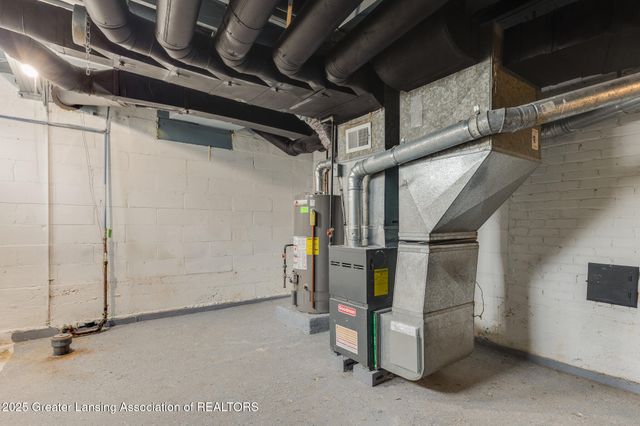 1500 W Saint Joseph Street, Lansing, MI 48915