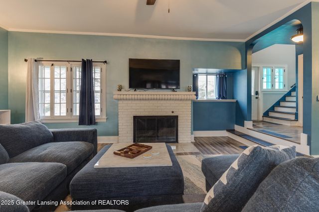 1500 W Saint Joseph Street, Lansing, MI 48915