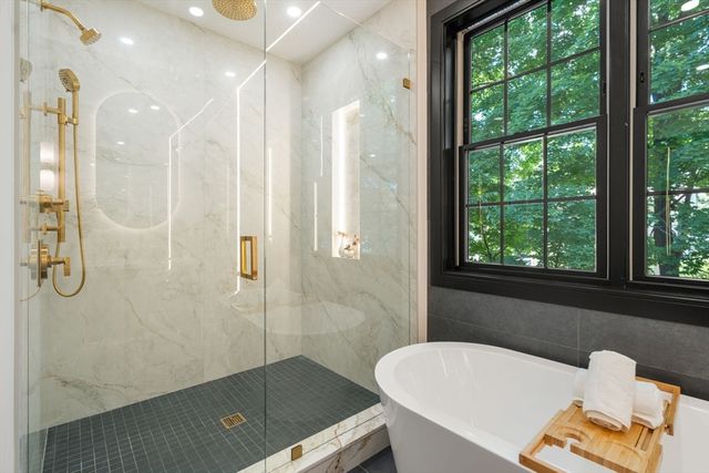 51 Davis Ave, Newton, MA 02465
