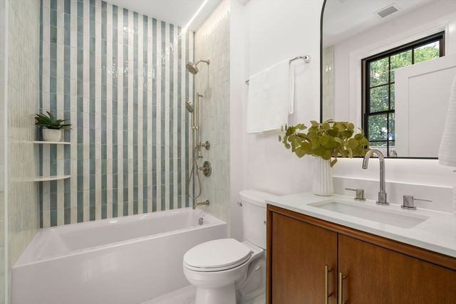 51 Davis Ave, Newton, MA 02465
