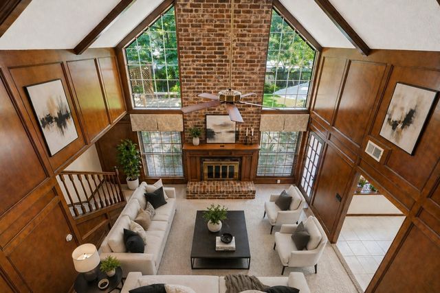 16 Terravale Court, The Woodlands, TX 77381