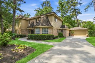 16 Terravale Court, The Woodlands, TX 77381