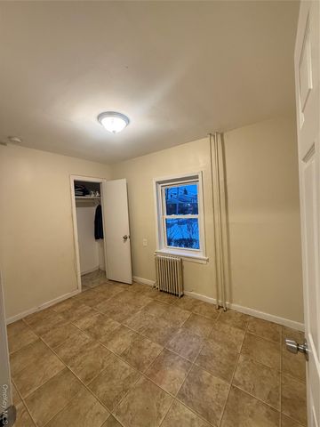 33 Kingston Avenue 1ST Floor, Floral Park, NY 11001