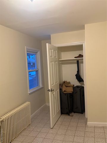 33 Kingston Avenue 1ST Floor, Floral Park, NY 11001