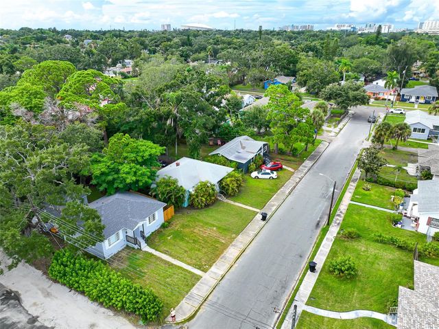 1745 FREEMAN STREET S, St Petersburg, FL 33701