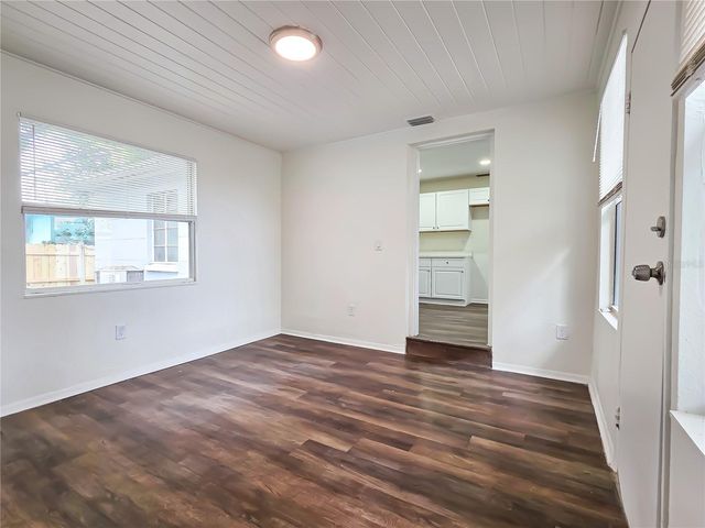 1745 FREEMAN STREET S, St Petersburg, FL 33701