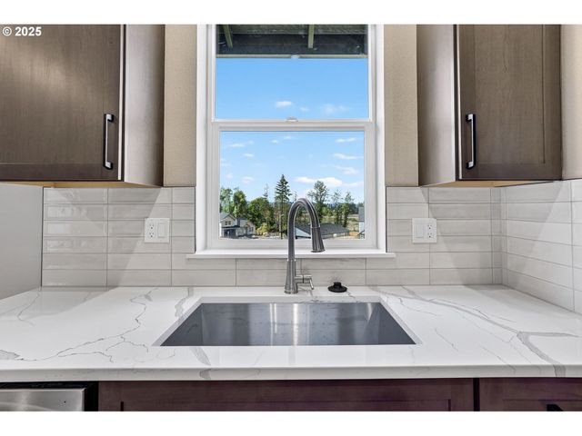 2854 Ne Sweetwater Rd 16, Estacada, OR 97023