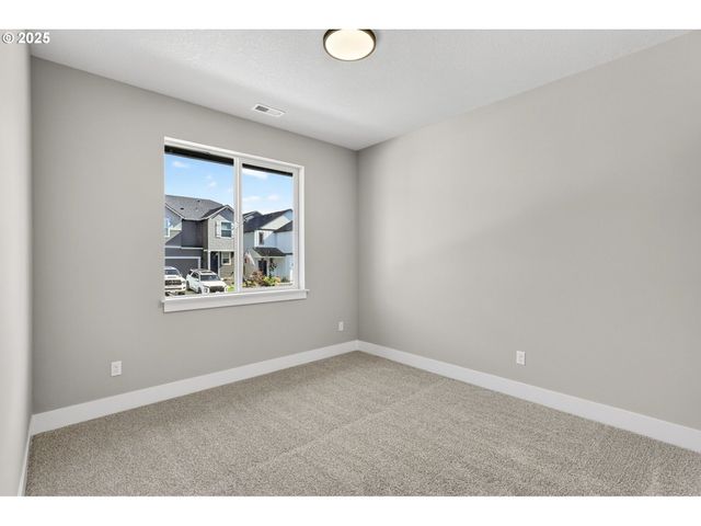 2854 Ne Sweetwater Rd 16, Estacada, OR 97023