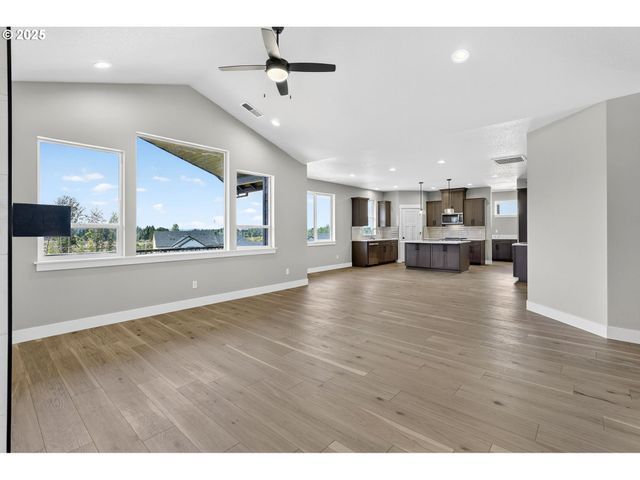 2854 Ne Sweetwater Rd 16, Estacada, OR 97023