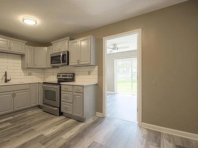 6905 E 112th Street, Kansas City, MO 64134
