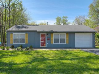 6905 E 112th Street, Kansas City, MO 64134