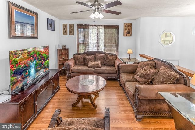 207 PRESTON PL, Ranson, WV 25438