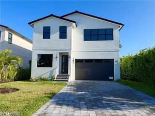 2727 Van Buren AVE, Naples, FL 34112