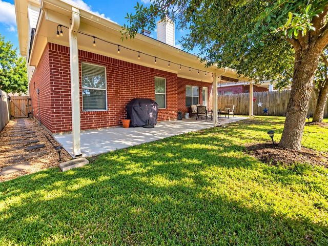 1811 Winding Trail Lane, Alvin, TX 77511