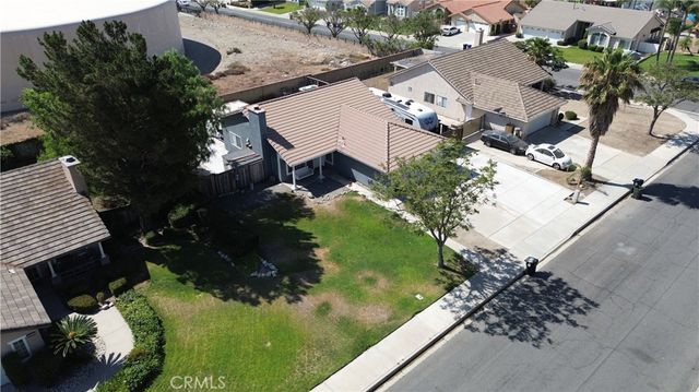 3937 Dove Tree, Rialto, CA 92377