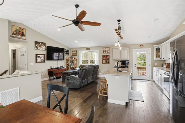 27 Remington Farm Drive, Coventry, RI 02816