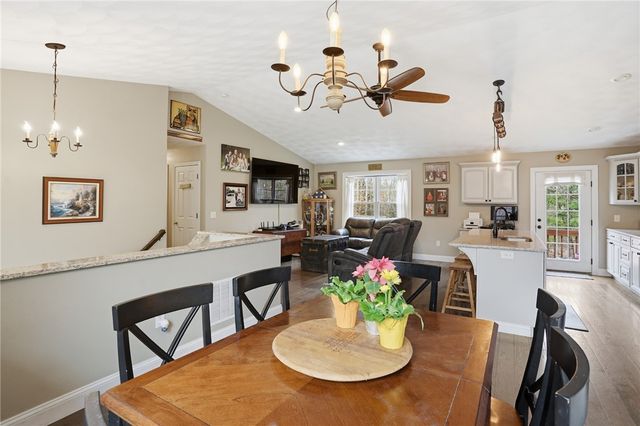 27 Remington Farm Drive, Coventry, RI 02816