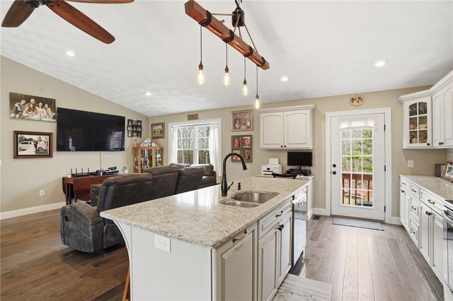 27 Remington Farm Drive, Coventry, RI 02816