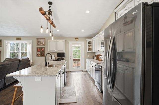 27 Remington Farm Drive, Coventry, RI 02816