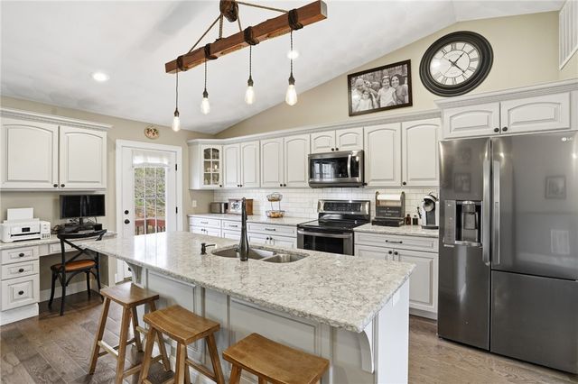 27 Remington Farm Drive, Coventry, RI 02816