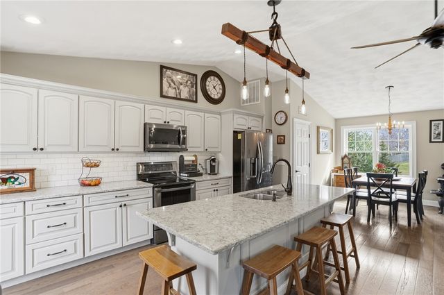 27 Remington Farm Drive, Coventry, RI 02816