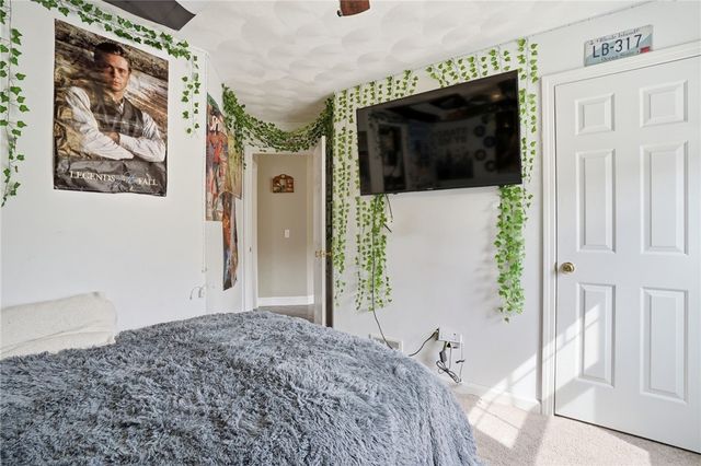 27 Remington Farm Drive, Coventry, RI 02816