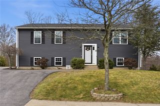 27 Remington Farm Drive, Coventry, RI 02816