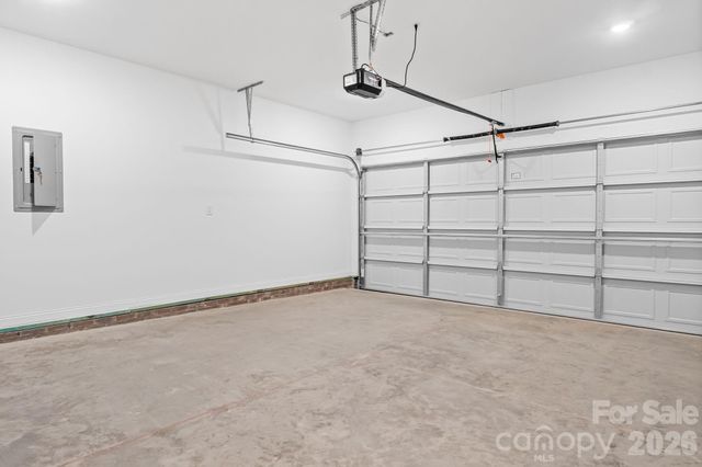 2123 Woodhurst Lane, Albemarle, NC 28001