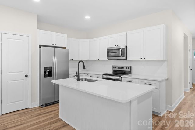2123 Woodhurst Lane, Albemarle, NC 28001