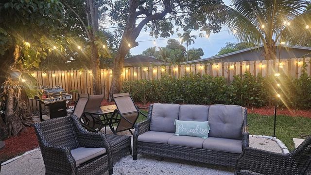 6251 NW 12th Ct, Sunrise, FL 33313