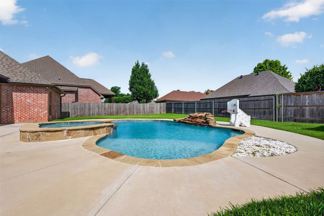 210 Poydras Avenue, Bossier City, LA 71111