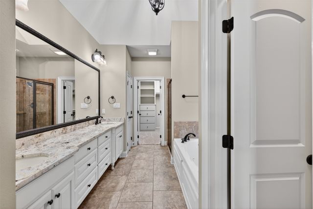 210 Poydras Avenue, Bossier City, LA 71111