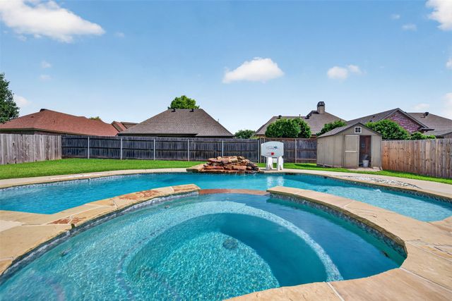 210 Poydras Avenue, Bossier City, LA 71111
