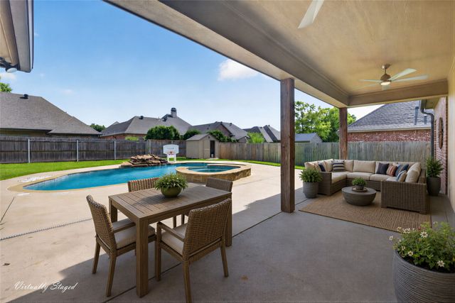 210 Poydras Avenue, Bossier City, LA 71111