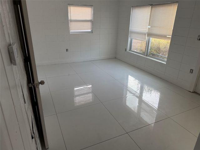 2006 Avenue P, Fort Pierce, FL 34950